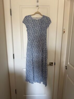 Banana Republic Blue and White Floral Midi Dress